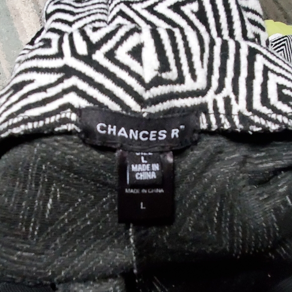Chances R Leggings - Picture 3 of 3